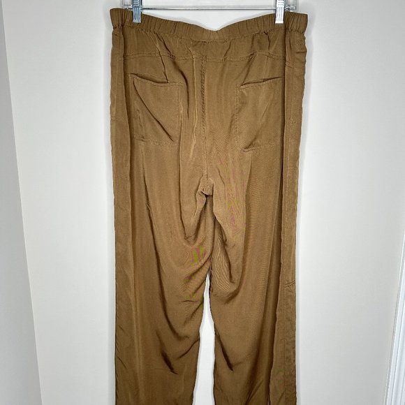 Belle Gray by Lisa Rinna Size L Taupe Light Brown Elastic Waist Pants - Picture 3 of 7